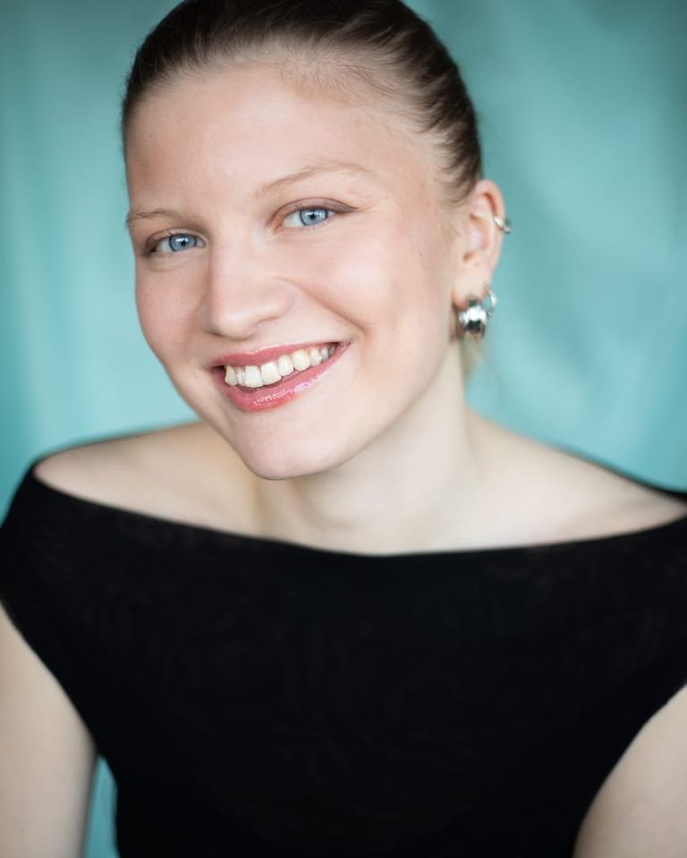 Lísbet Sveinsdóttir