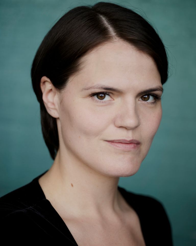 Maria Dögg headshots